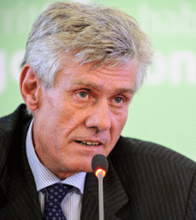 Bertrand Fournier Bertrand Fournier, ancien Dirigeant de société de gestion et Président du FIR